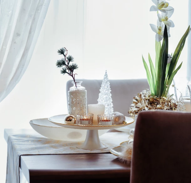 SVIATOČNÉ STOLOVANIE