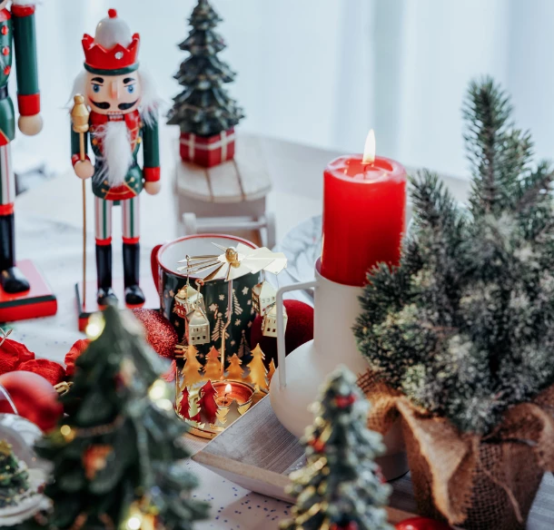 SVIATOČNÉ STOLOVANIE