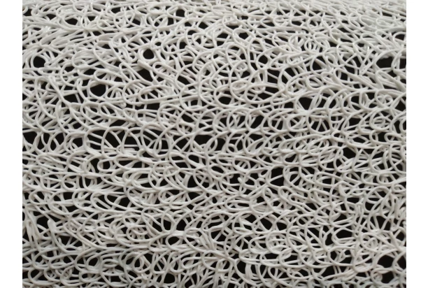 Prestieranie imitácia povrázkov, 45x30 cm, biele
