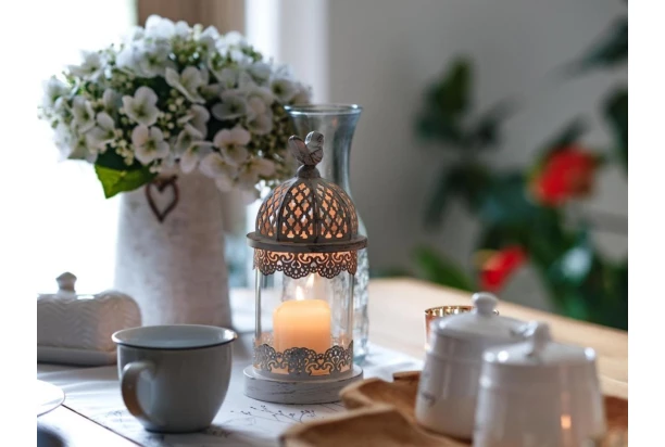 Lampáš Eglo 25 cm, biela antik s vtáčikom