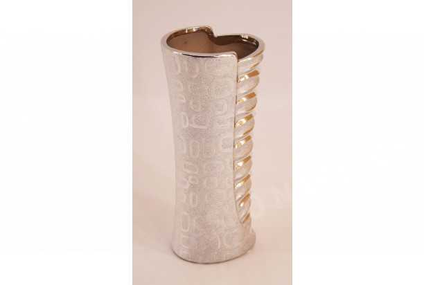 Úzká váza strieborná, rebrovaná, 26 cm