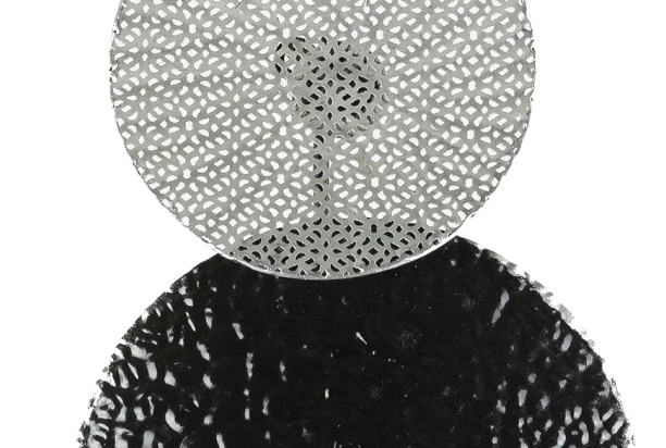 Kovová nástenná dekorácia 5 kruhov, 30x75 cm