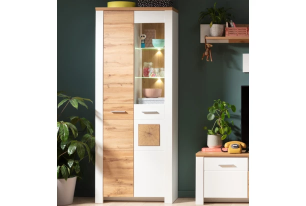 Vysoká vitrína s osvetlením Matera, starý dub/biela