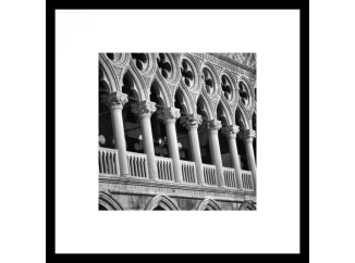 Rámovaný obraz Stĺpy  50x50 cm, čiernobiely