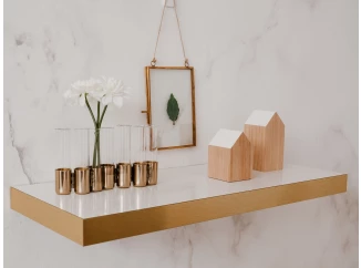 Polica na stenu Shelvy 60 cm, biela lesk/zlatá