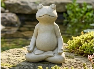 Záhradná dekorácia Meditujúca žaba, magnézium