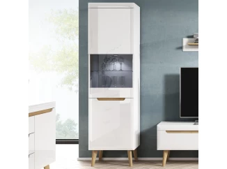 Vysoká vitrína Nordi, dub riviéra/biela lesk