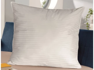 Vankúš Satin Deluxe 70x90 cm, prúžky