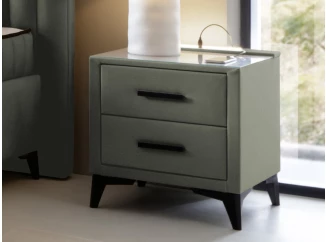 Nočný stolík s 2 zásuvkami Joy, olivovo zelená látka