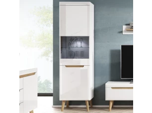 Vysoká vitrína Nordi, dub riviéra/biela lesk