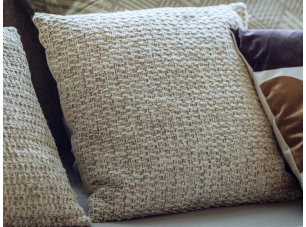 Dekoračný vankúš Cushion Elliot 45x45 cm, pletený béžový