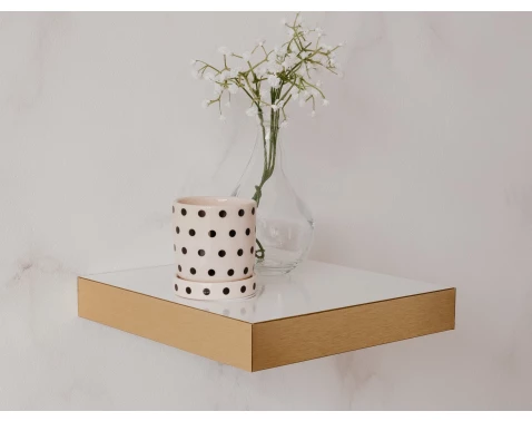 E-shop Polica na stenu Shelvy 23,5 cm, biela lesk/zlatá%