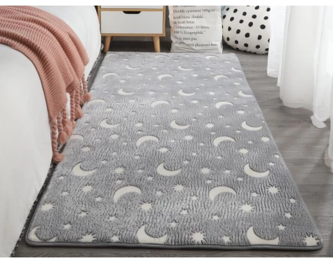 E-shop Detský koberec svietiaci v tme Glow 80x150 cm, mesiačiky%