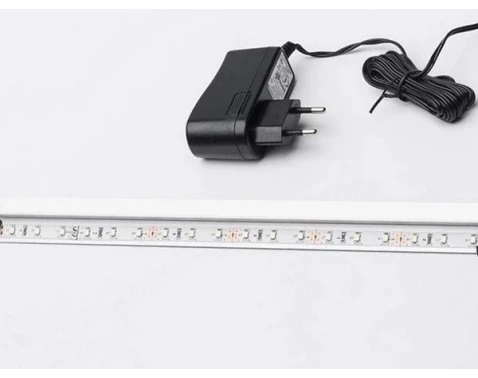 LED svetelný pás (140 cm) Meolo, farba svetla teplá biela%