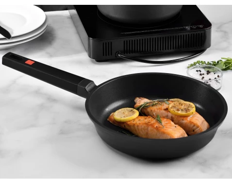 Panvica MasterPro Excellence, 16 cm%