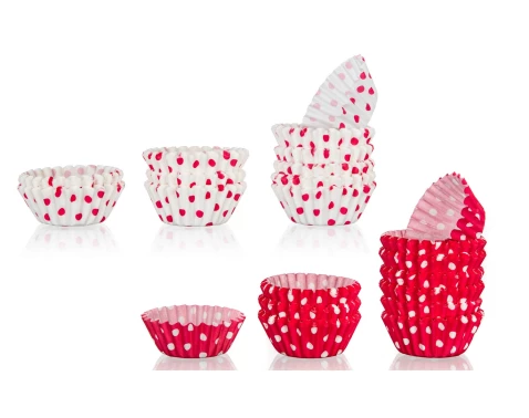 Cukrárské košíčky (200 ks) Bodkované, červená/biela%