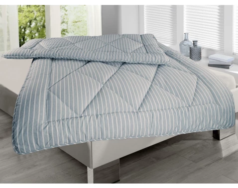 E-shop Prikrývka Comfy Sleep 140x200 cm, pruhovaná%