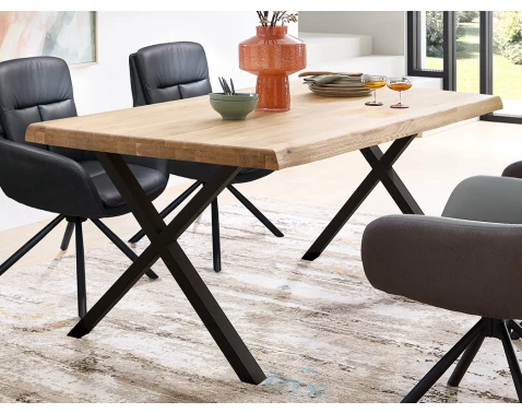 E-shop Jedálenský stôl z dubového dreva Chris X, 160x90 cm%