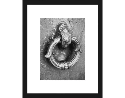 E-shop Rámovaný obraz Klopadlo na dvere 24x30 cm, čiernobiely%