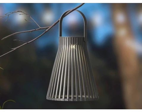 Solárna lampáš 14,5x18,5 cm,čierna%