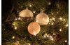 Vianočná ozdoba Guľa s perím, transparentná, sklo, 7 cm