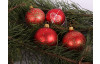 Vianočná ozdoba sklenená guľa 6 cm, červená s motívmi
